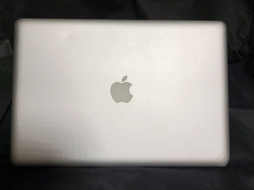 「MacBook Pro 15インチ MB986J/A」 大画面15.4インチ(WXGA+) / MacOS(El Capitan)リカバリ済 / オールインワンモバイルノートPC / C2D(デュアルコア 2.8GHz） / メモリー4GB搭載(最大8GB) / HDDは500GB / DVDスーパーマルチドライブ / Webカメラ / Bluetooth / 無線LAN(a/b/g/n対応) / ACアダプタ付属 / 中古品