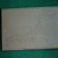 特殊な日本地図のパスル　(県名は全て漢字で書かれています)