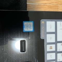 東芝　ダイナブック　i7の画像