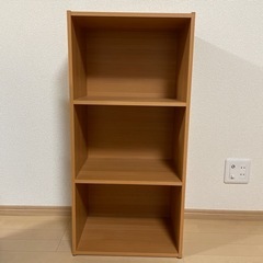 カラーボックス&プラスチックケースの画像