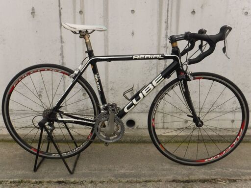 CUBEのロードバイク aerial  中古自転車 462