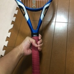 男性用テニスラケットの画像