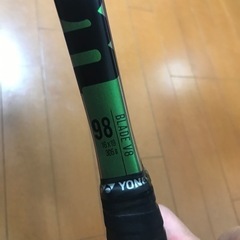 新品近い男性用テニスラケットの画像