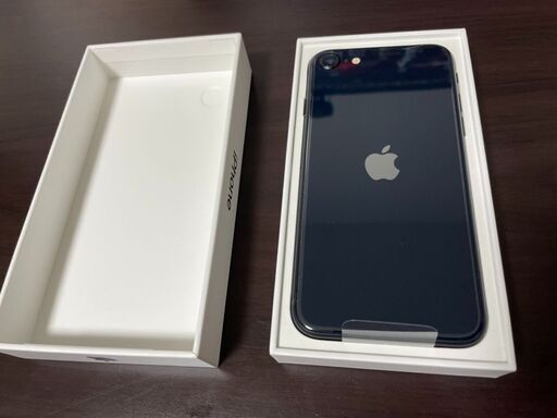 新品未使用 iPhone SE 第3世代 64GB ブラック