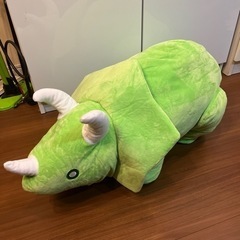 トリケラトプスぬいぐるみ