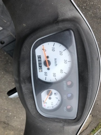 原付バイクお売り致します?5千キロ以下！（ヘルメットプレゼント！）