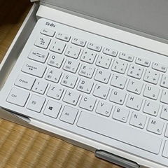 パソコン、スマホ、iPhone、タブレット用ワイヤレスキーボードの画像