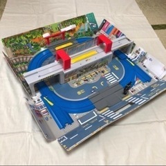☆ひろげて立体！トミカとプラレールの街マップ☆の画像