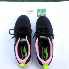 ウォーキングシューズ