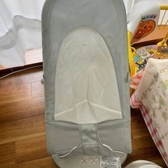 babybjorn バウンサーの画像