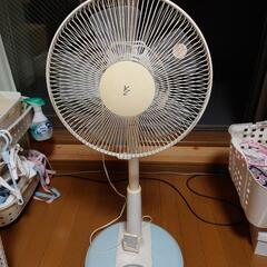 扇風機　リモコン付き!　作動OK!　日焼け有！