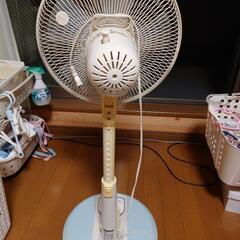 扇風機　リモコン付き!　作動OK!　日焼け有！の画像
