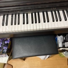電子ピアノの画像