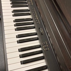 電子ピアノの画像