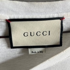 格安　GUCCI ロゴtシャツ　ホワイトの画像
