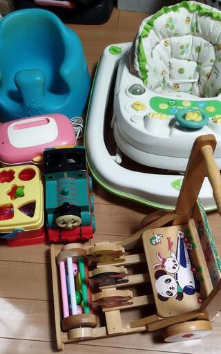 歩行器　combi ホットウォーマー　bumbo