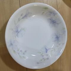 丈夫なCORELLEのスープ皿ですの画像