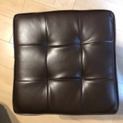 お洒落な収納スツール