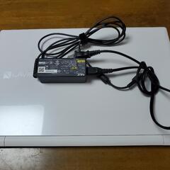 NEC LAVIE NS300/H ノートパソコンの画像