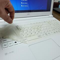 NEC LAVIE NS300/H ノートパソコンの画像