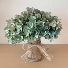 水やりお手入れ不用でずーっと飾れる秋色紫陽花　ドライフラワーあじ...