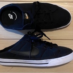 【値下げ→無料】NIKE コート レガシー　26.0cm ウィメ...