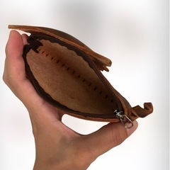 猫 ネコ ★ 革素材 ★ ポーチ 財布 小物入れ 新品の画像
