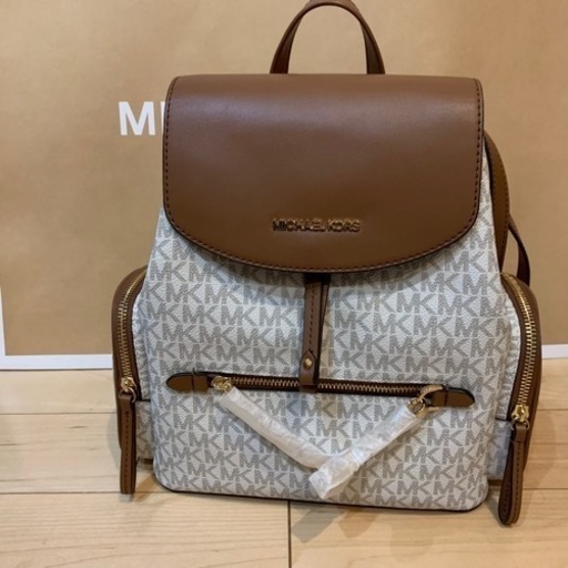 【新品未使用】MICHAEL KORS バックパック リュック バニラ