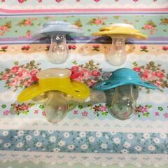 おしゃぶり  6ヶ月〜 4つセット 使用済みの画像