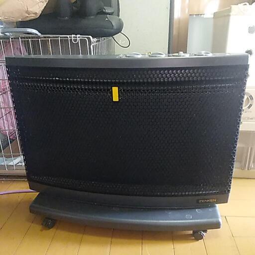 暖々ホット　遠赤外線暖房器具