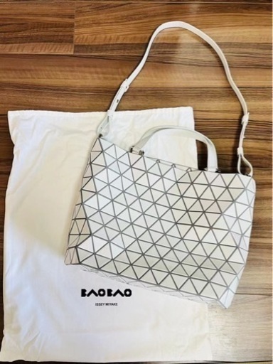 新品未使用 ISSEY MIYAKI- BAOBAOのショルダーバッグ