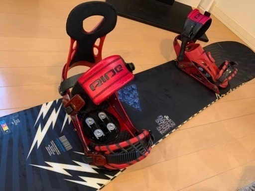 スノボ用具一式(ボード/ビンディング/ブーツ/ゴーグル/キャリーケース)