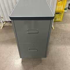 オカムラ　袖机　脇机　ファイルキャビネットの画像