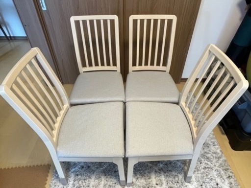 【売ります】IKEA ダイニングチェア4脚セット（EKEDALEN）