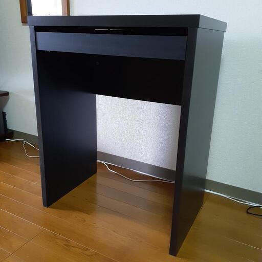 パソコンデスク、未使用美品を1000円で譲ります。