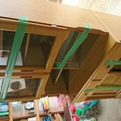 貰って下さい食器棚の画像