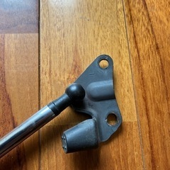 ハイエース200  リアゲートアブソーバーの画像