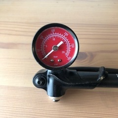 ROCKSHOX サスペンションポンプの画像