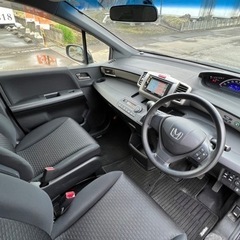 🦍ご成約🦍即納可❗️フリードスパイク【試乗可能！】車検R5年1月迄☆グレード　Gジャストセレクション☆両側パワスラ☆スマートキー☆HIDの画像