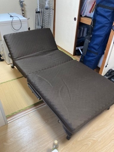 【美品】折りたたみ式ベッド