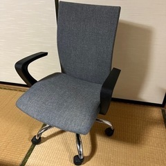 デスクチェア