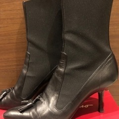 値下げイブサンローラン　ハーフブーツ　ブラックの画像