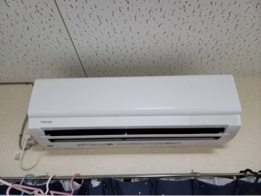 エアコン　（ほぼ新品）