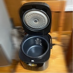 炊飯器　アイリスオーヤマRC-MA50AZ-Bの画像