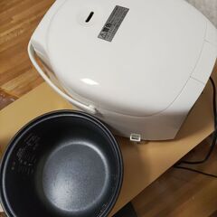 炊飯器の画像