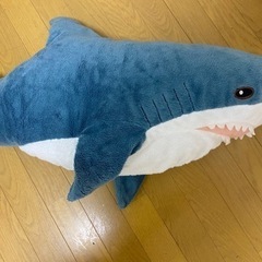 決定。値下げ！IKEAのサメのぬいぐるみ