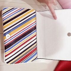 【かなり美品】ブランドＺＡＲＡ購入6,000円🌟もう入手困難🌟新品に近い🌟レインボーで流行りの肩掛けバッグです。他にもたくさん出品しています🥰✨🔮まとめ購入で割引できるかも♪( ´▽｀)の画像