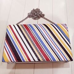 【かなり美品】ブランドＺＡＲＡ購入6,000円🌟もう入手困難🌟新品に近い🌟レインボーで流行りの肩掛けバッグです。他にもたくさん出品しています🥰✨🔮まとめ購入で割引できるかも♪( ´▽｀)の画像