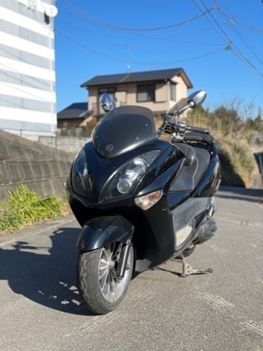 マジェスティ（第三世代 (4D9)）