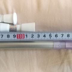 突っ張り棒　使用品の画像